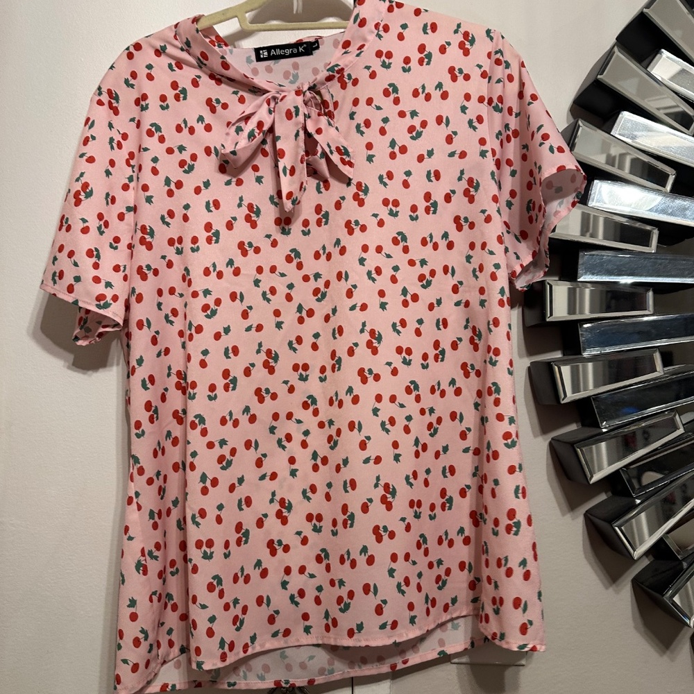 Cherry Print Short Sleeved Blouse with Versatile New Tie Size Large
